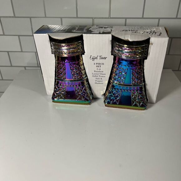 Eiffel Tower Salt & Pepper Shakers 
Rainbow Luster Glass - Picture 1 of 2